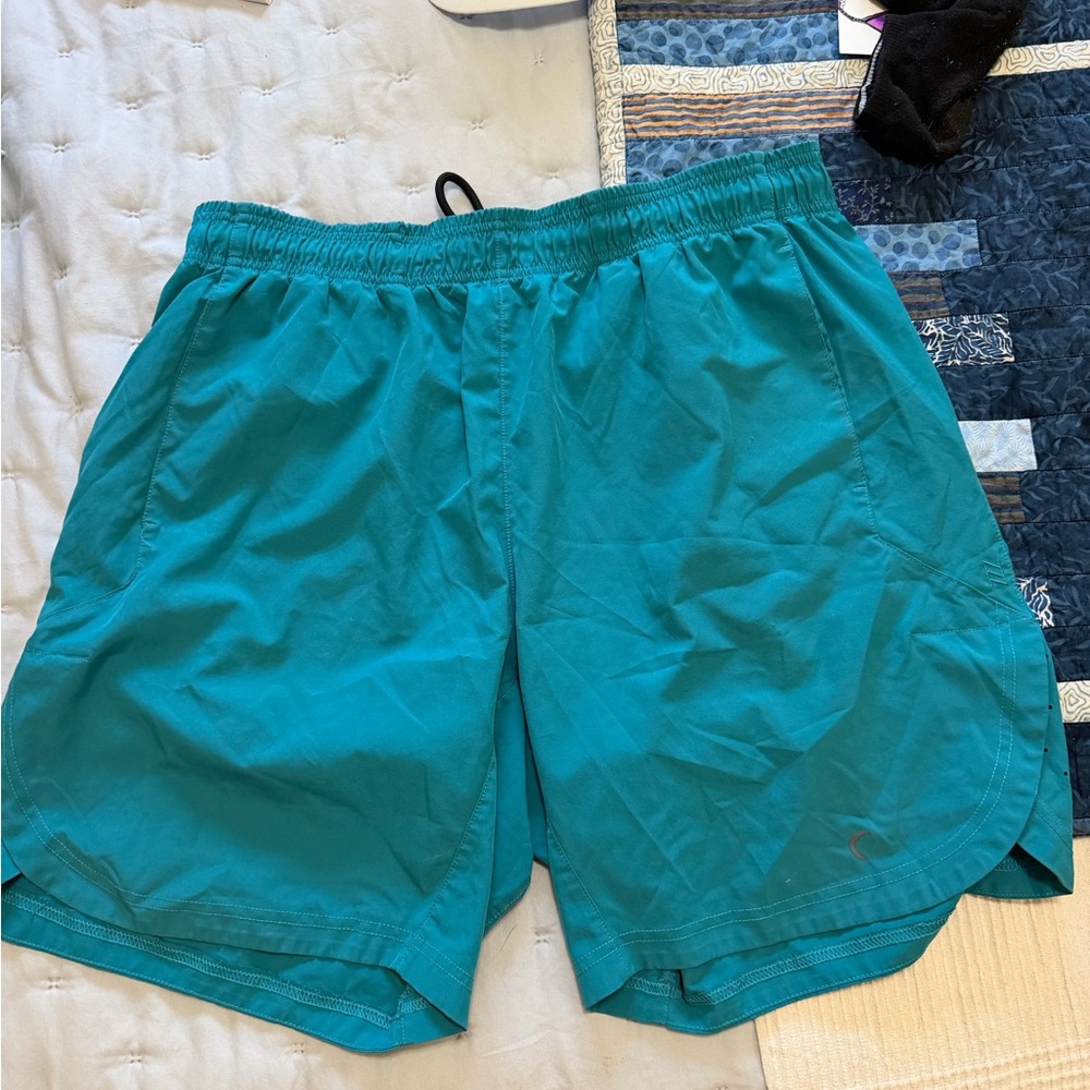 Teal men’s zyia active shorts xxl but fit like xl
